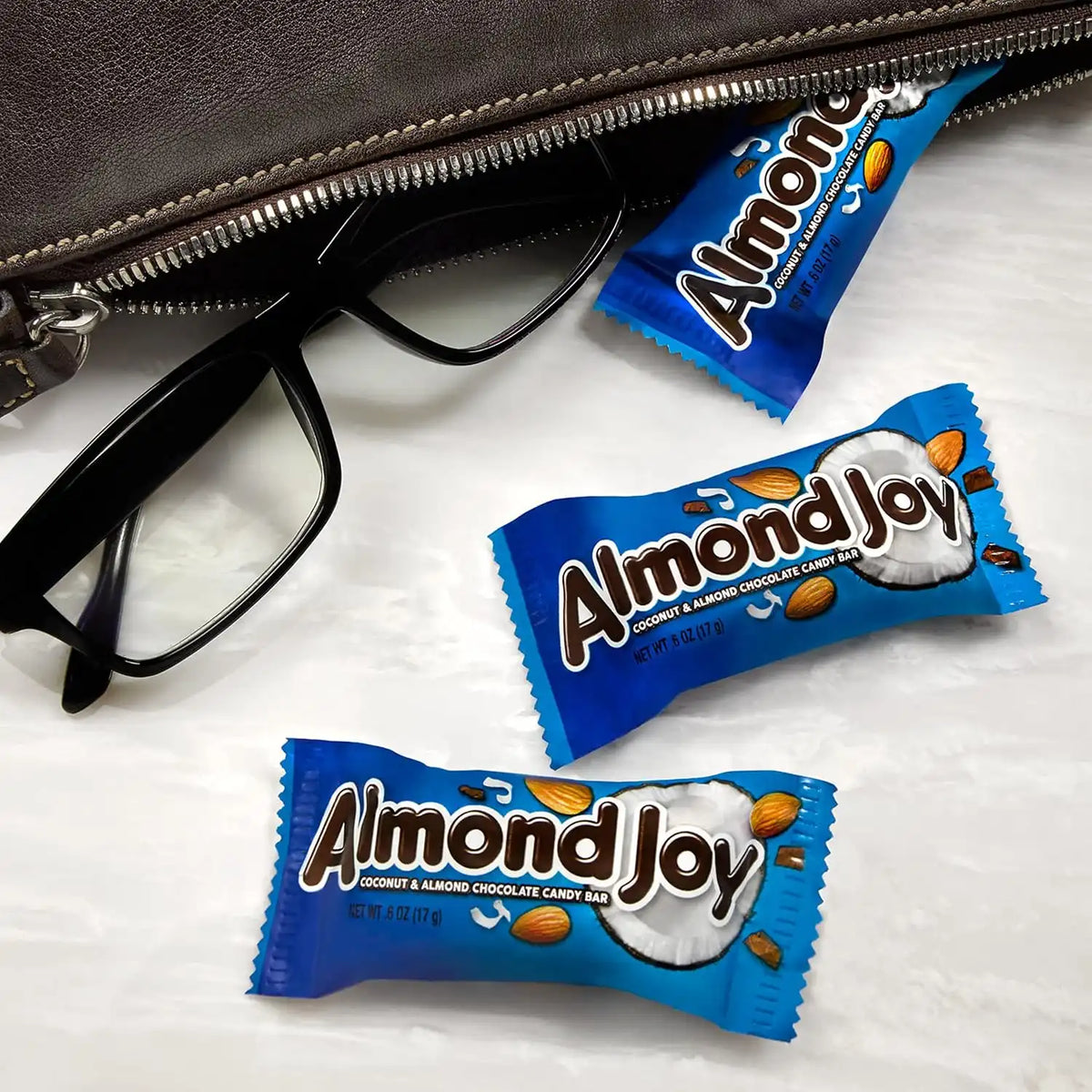 ALMOND JOY Coconut and Almond Chocolate Snack Size, Candy Jumbo Bag, 20.1 oz (Pack of 2)