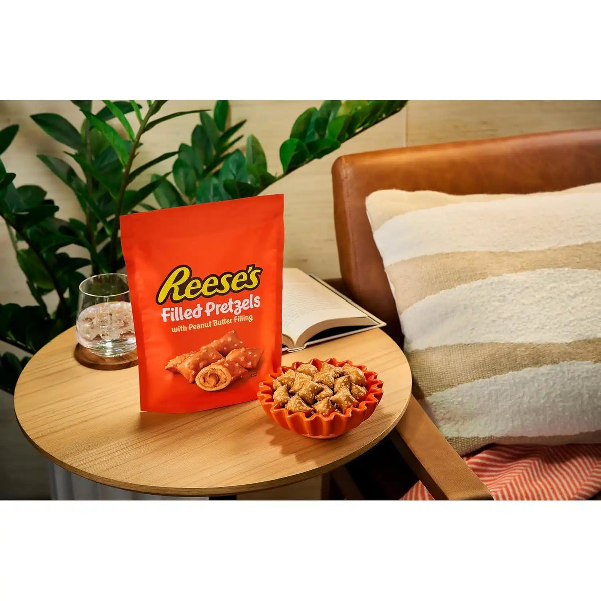 Reese's Filled Pretzels Peanut Butter Nuggets Jar, 18 oz